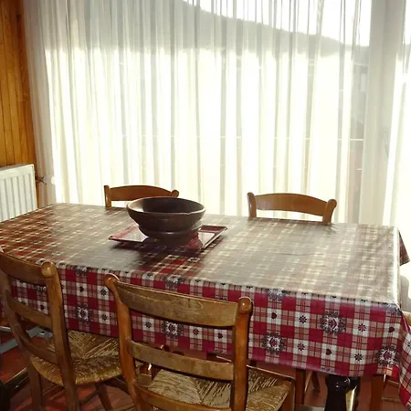 Les Gets: Duplex Confort 3 Pieces 7 Pers, Wifi, Garage - Fr-1-802-52 Apartment Les Gets